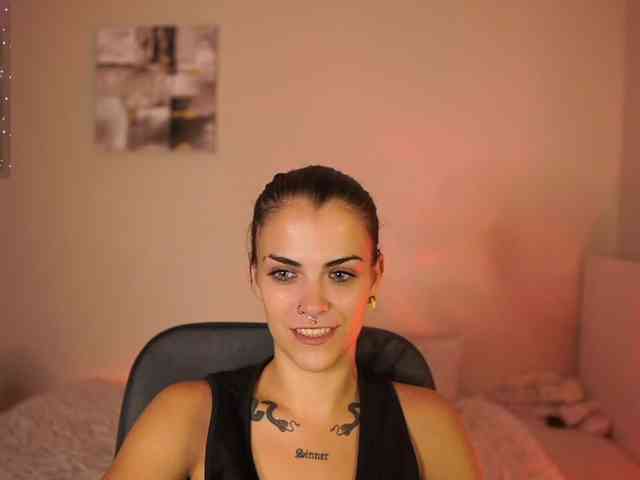 Paulinemedonca webcam