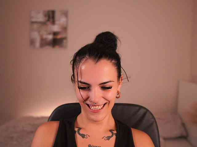 Paulinemedonca webcam