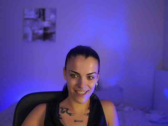 Paulinemedonca webcam