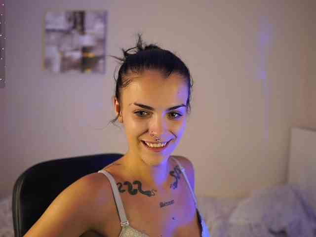 Paulinemedonca webcam