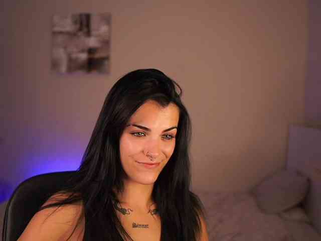 Paulinemedonca webcam