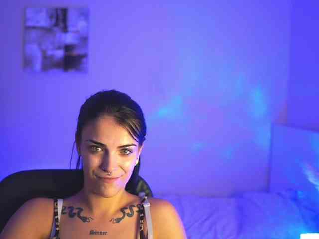 Paulinemedonca webcam