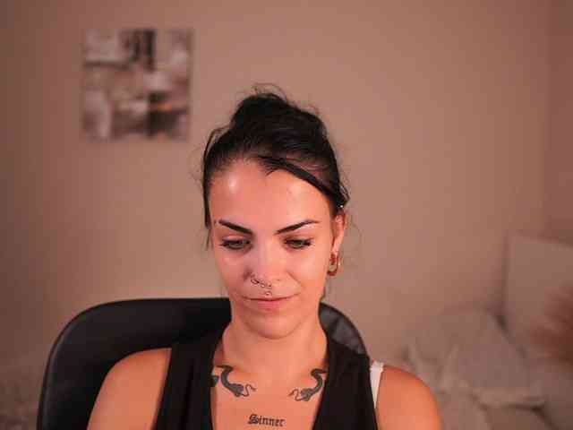 Paulinemedonca webcam