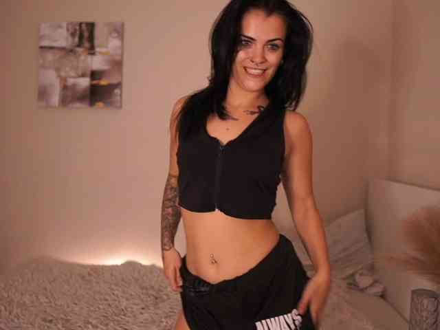 Paulinemedonca webcam