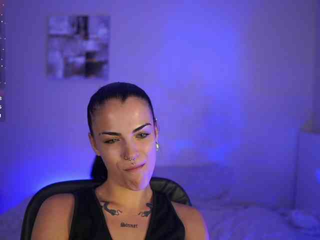 Paulinemedonca webcam
