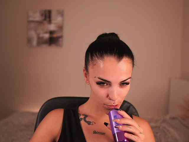 Paulinemedonca webcam