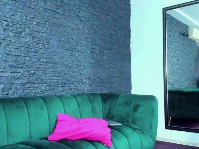 MissVelourax webcam