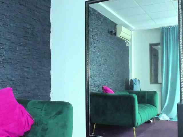 MissVelourax webcam