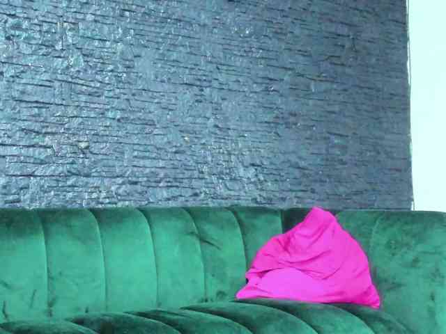 MissVelourax webcam