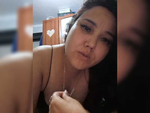 le modèle Metisochkaa est en webcam porno dans un show sur le site bongacams, il possède les tags suivants: Asian,Brunette,Shaved