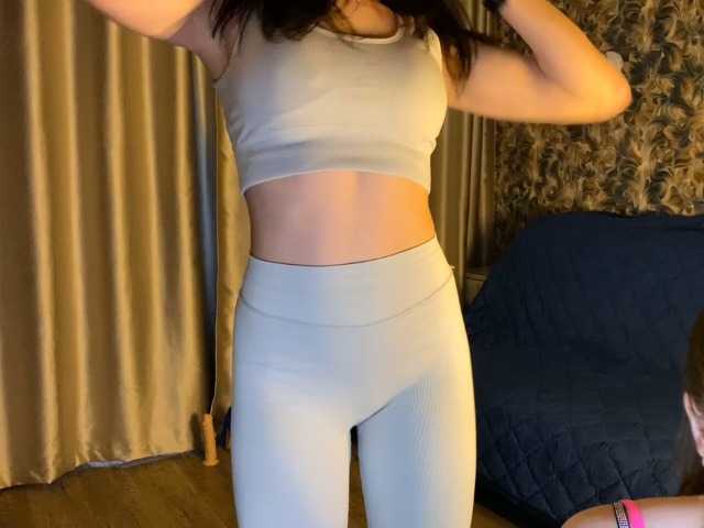 milena-milana live cam on BongaCams