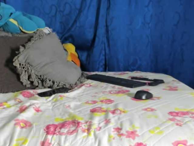 LaraVelaa live webcam show