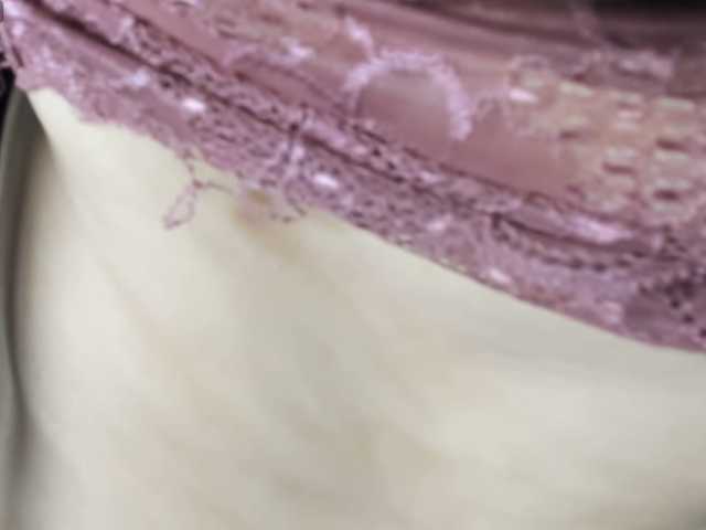 Laravelaa live cam on BongaCams