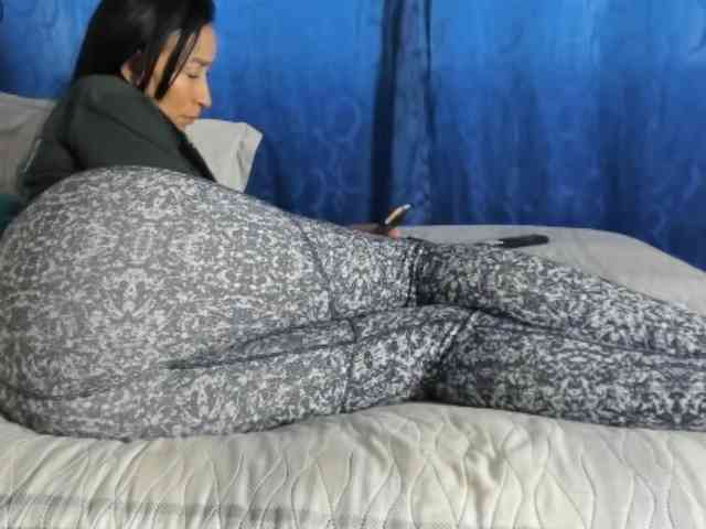 LaraVelaa webcam