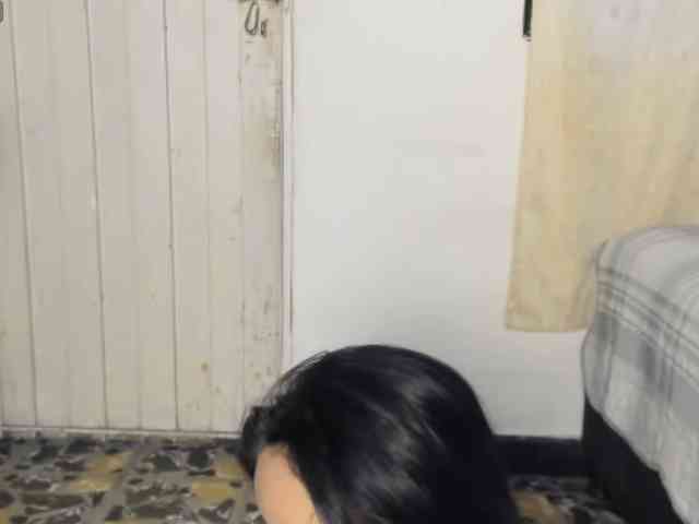 LaraVelaa webcam