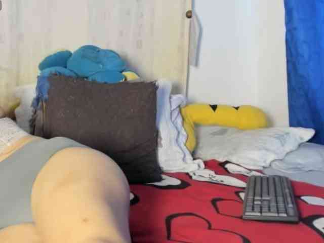 LaraVelaa webcam