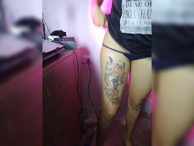 skinny333 live cam on BongaCams