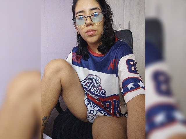 skinny333 live cam on BongaCams