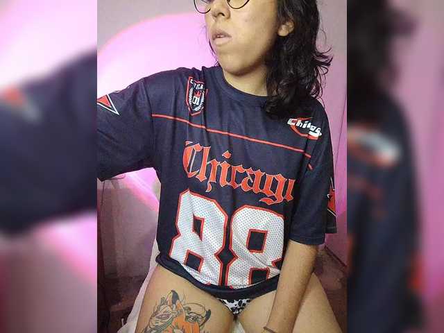 skinny333 live cam on BongaCams
