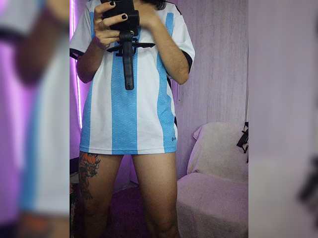 skinny333 live cam on BongaCams