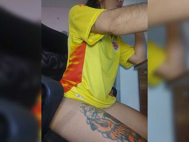 skinny333 live cam on BongaCams