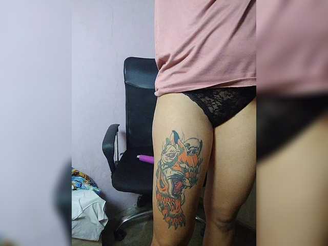 skinny333 live cam on BongaCams
