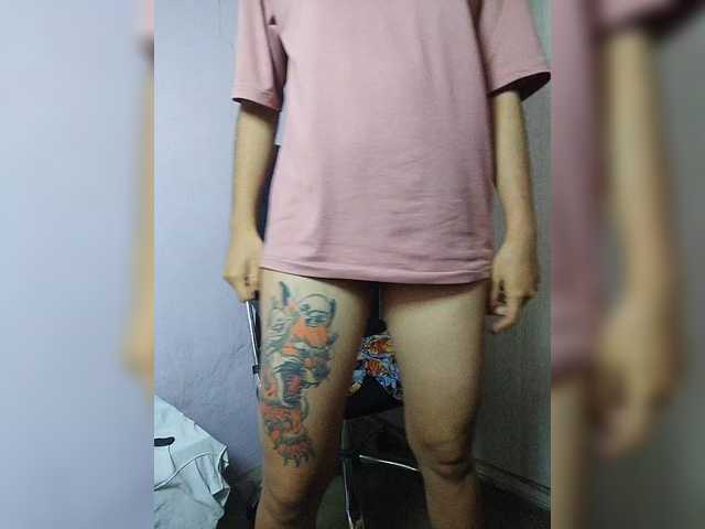 skinny333 live cam on BongaCams