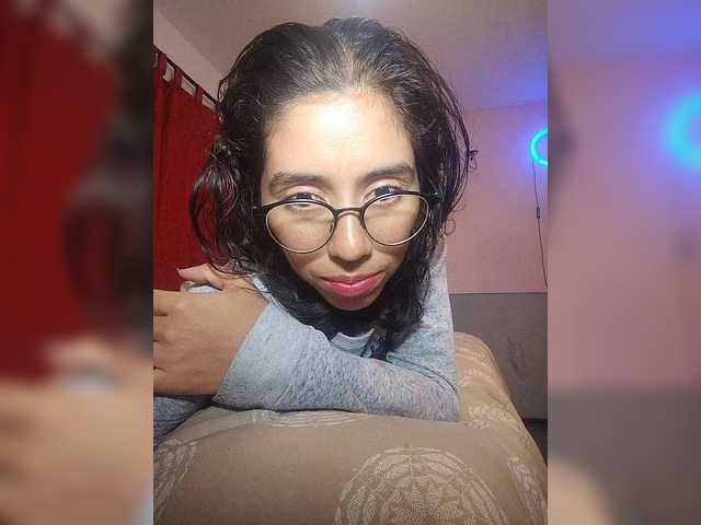 skinny333 live cam on BongaCams