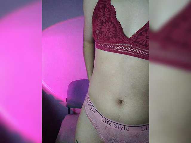skinny333 live cam on BongaCams