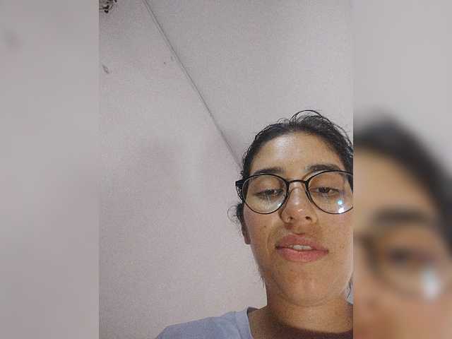 skinny333 live sex