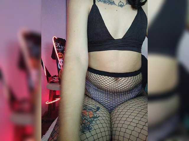 skinny333 live cam on BongaCams