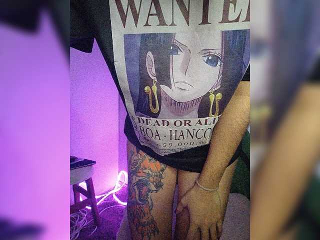 skinny333 live cam on BongaCams
