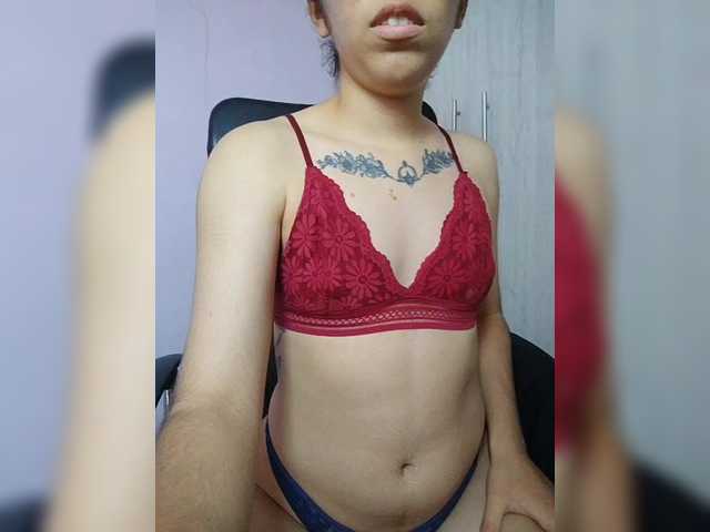 skinny333 live cam on BongaCams