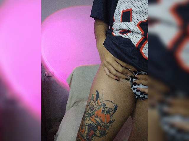 skinny333 live cam on BongaCams
