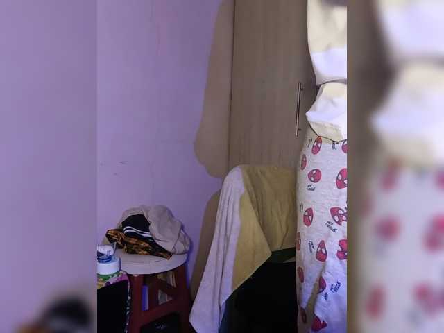 skinny333 live cam on BongaCams