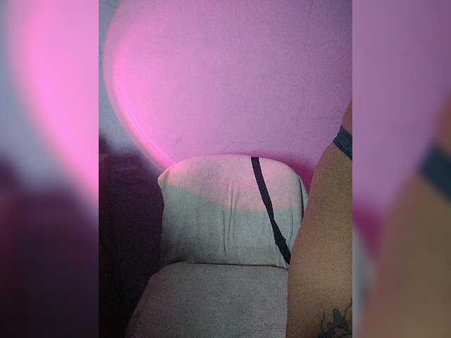 skinny333 live cam on BongaCams