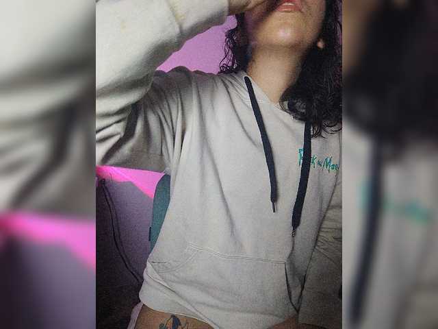 skinny333 live cam on BongaCams
