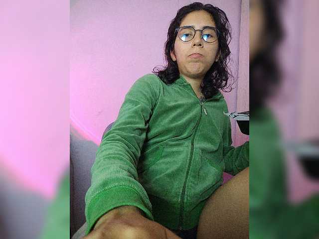skinny333 live cam on BongaCams