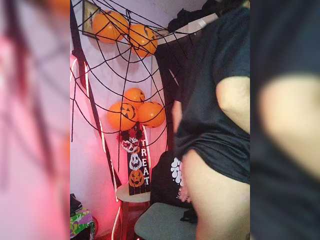skinny333 live cam on BongaCams