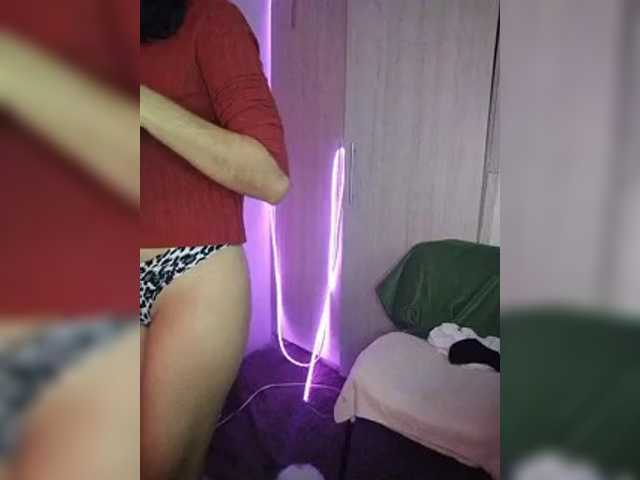 skinny333 live cam on BongaCams