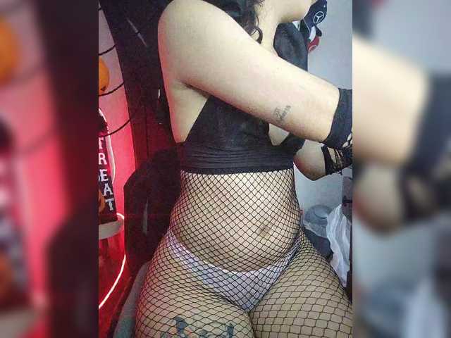 skinny333 live cam on BongaCams