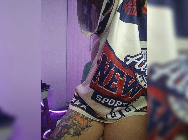 skinny333 live cam on BongaCams