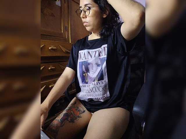 skinny333 live cam on BongaCams