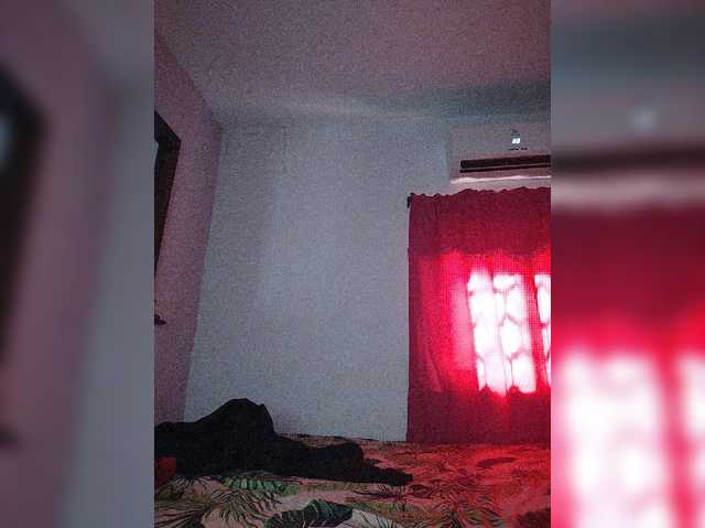 skinny333 live cam