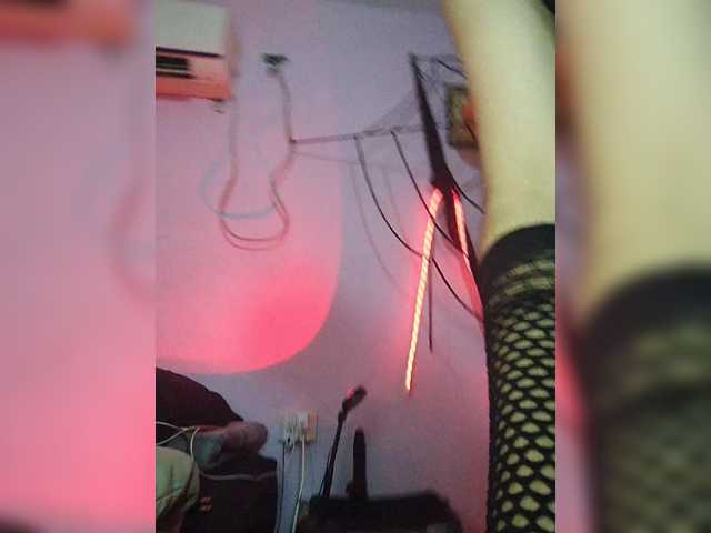 skinny333 live cam on BongaCams