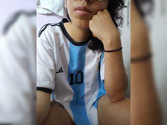 skinny333 live cam on BongaCams