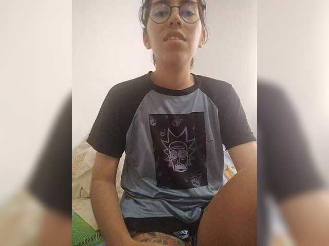 skinny333 live sex