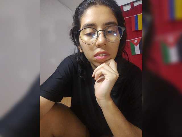 skinny333 live cam on BongaCams