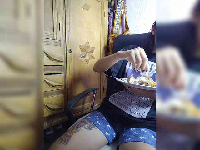 skinny333 webcam