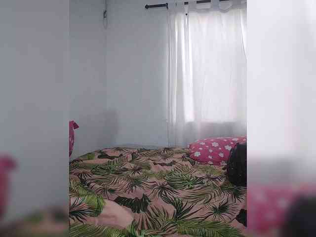 skinny333 webcam